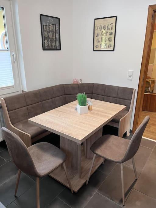 Modern Und Rustikal Mit Kamin Ferienwohnung Kohlert باد برلبورغ المظهر الخارجي الصورة
